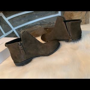 Treasure  & Bond olive leather booties